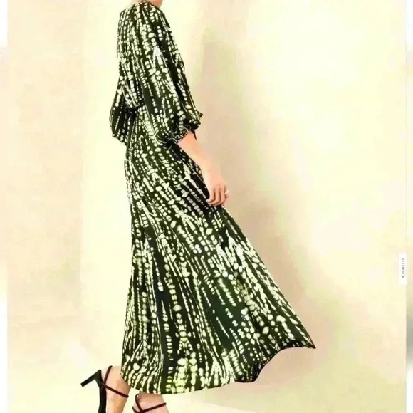 BANANA REPUBLIC BLOUSON MAXI DRESS - Picture 1 of 9